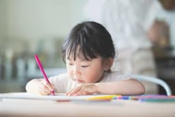 子どもの集中力が続かない原因とは?集中力を高める方法を解説します!